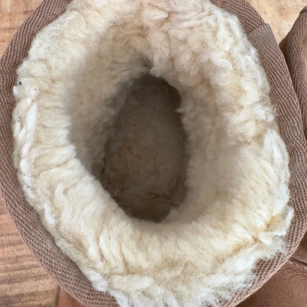 UGG Classic mini Tan Winter Boots - Picture 6 of 7
